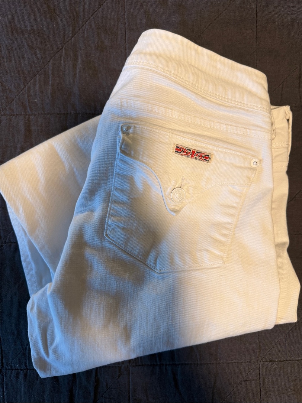 Hudson Jeans White Skinny Jeans with Embellished Back Pocket
